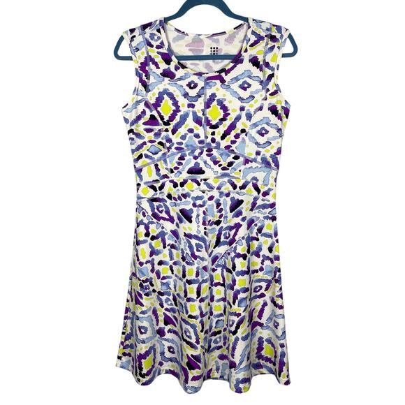 Title Nine Dream Dress Geometric Sleeveless A-Line Stretch Small Outdoors Hiking - Picture 2 of 9